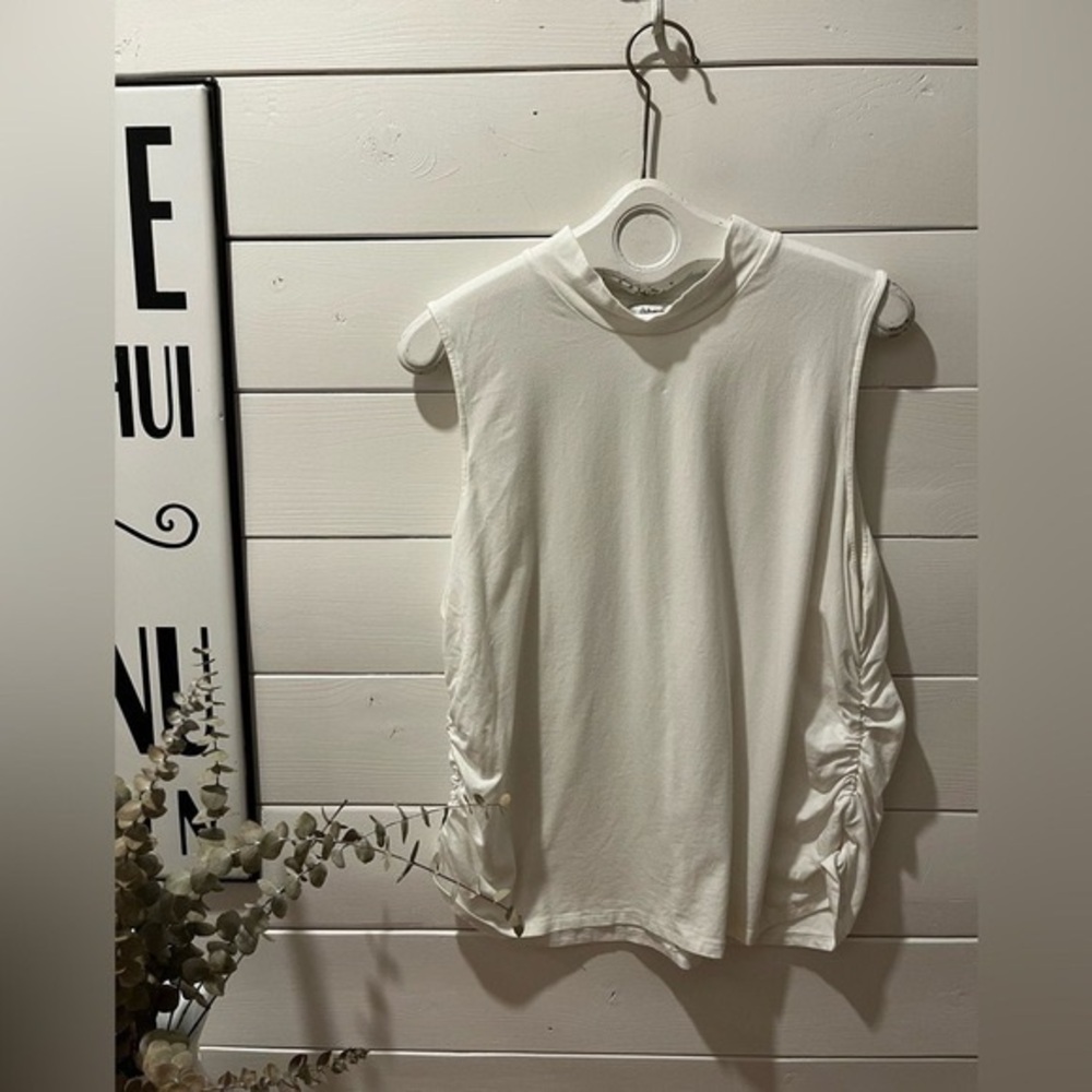 Reitmans cream top  size 3X